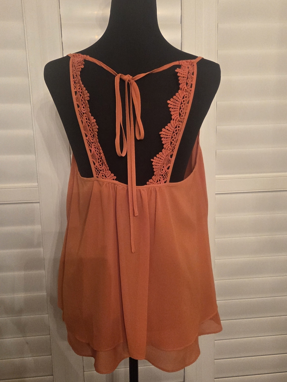 Takara Lace-Trim Sleeveless Top in Rust Orange Size Medium